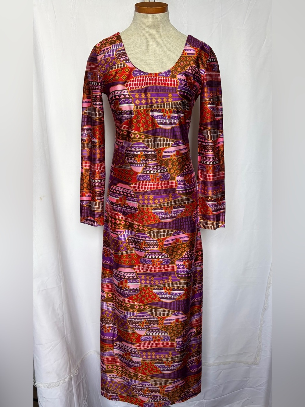 Vintage 70s Gina Leisure Wear Psychedelic Print Scoop Neck Maxi Dress